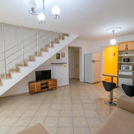 Ξενοδοχείο με διαμερίσματα Sunset Club Aqualettings Poseidon 7