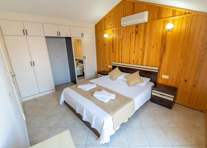 Sunset Club Aqualettings Poseidon 7 Apartmanhotel *