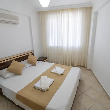 Sunset Club Aqualettings Poseidon 7 Hotel apartamentowy *